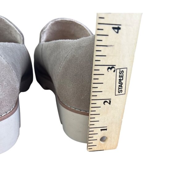 Vionic Womens Kensley Slip-On Loafers Taupe Suede Size 6 Wide - Picture 4 of 10